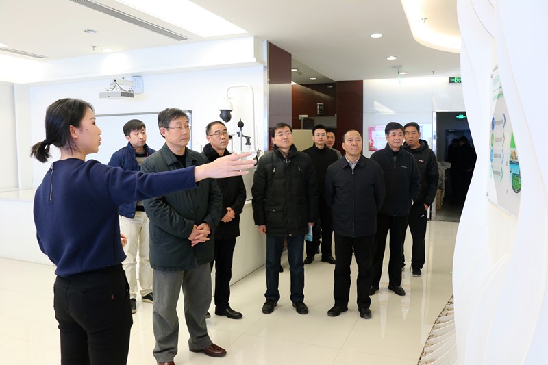 省人大常委会委员、环资工委主任李三原到K8凯发集团调研座谈