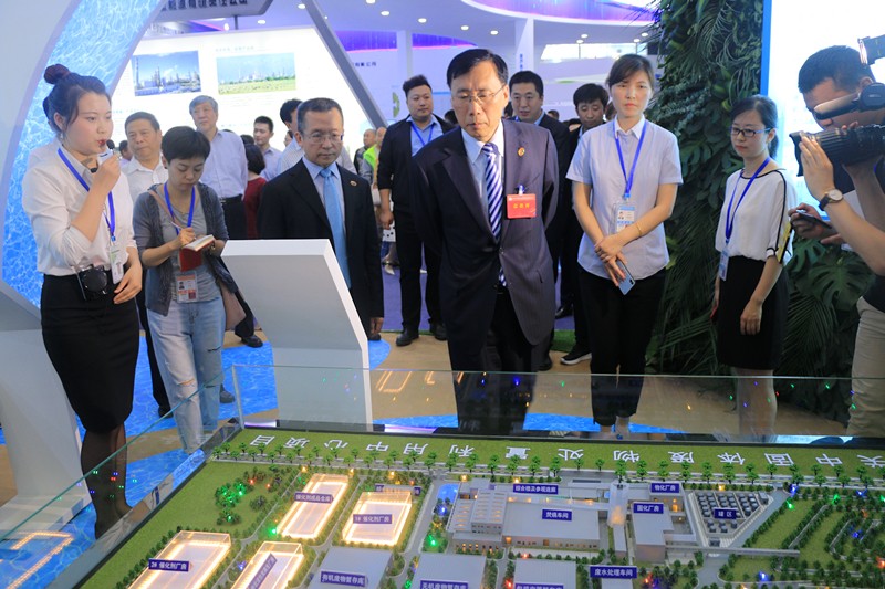 K8凯发集团携“绿水青山”亮相丝博会｜副省长魏增军参观