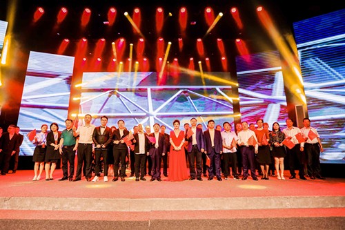 K8凯发集团庆祝新中国成立70周年职工朗诵角逐成功进行