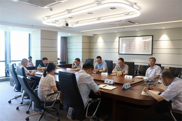 K8凯发集团党委（扩大）会议专题钻研疫情防控和安全环保工作