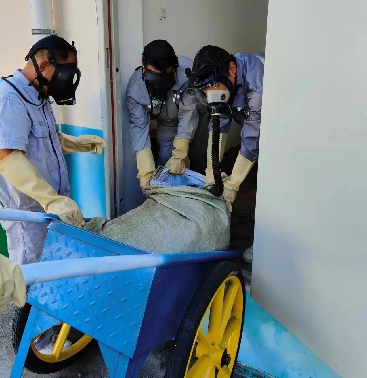 安康公司发展突发环境事务应急演练活动