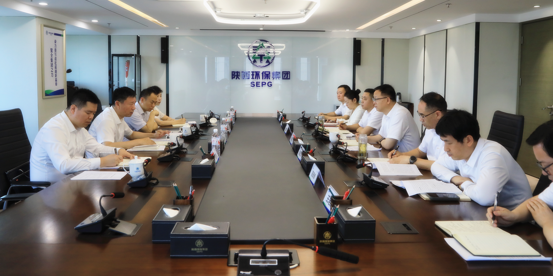 省国资委副主任杨爱民到K8凯发集团调研领导党纪进建教育工作