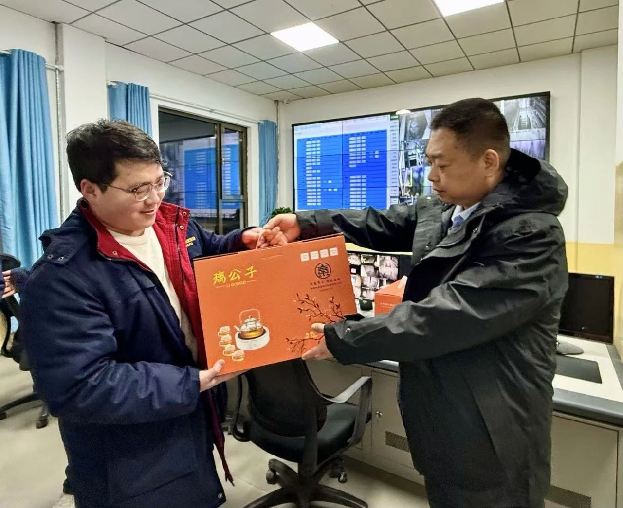 关切一线，情暖隆冬｜水环境公司工会发展2024年“冬送温暖”慰问活动