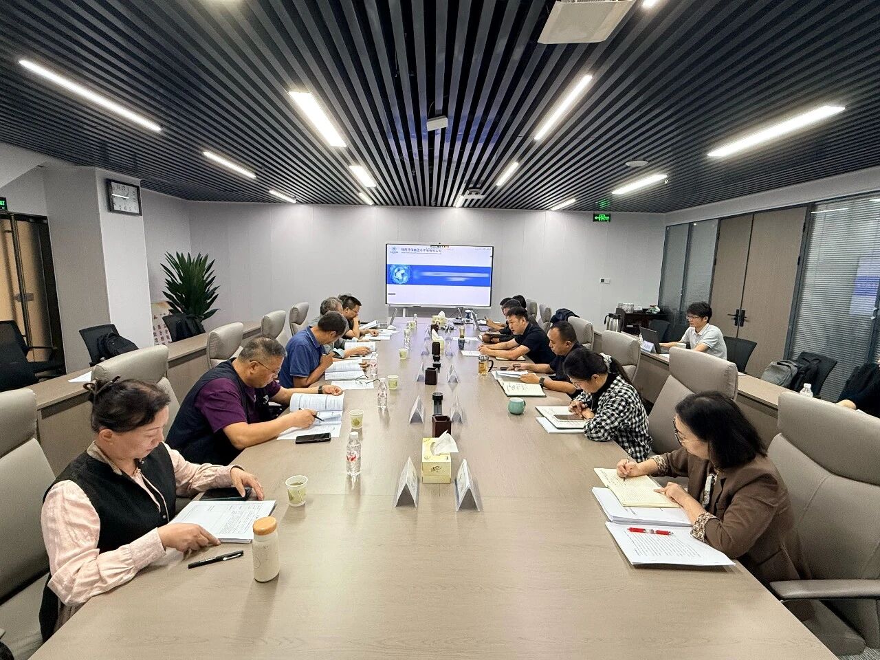 水环境公司化工水处置项目数质水务平台技术规划评审会顺利召开